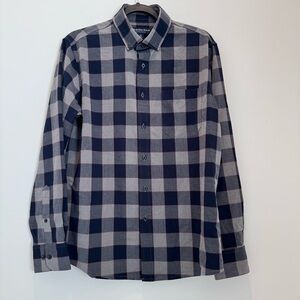Mizzen + Main Men's Medium Performance Blue Gray Poly Blend Button Up Shirt